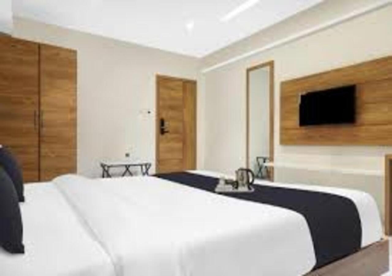 L P Regency, Pune Ngoại thất bức ảnh
