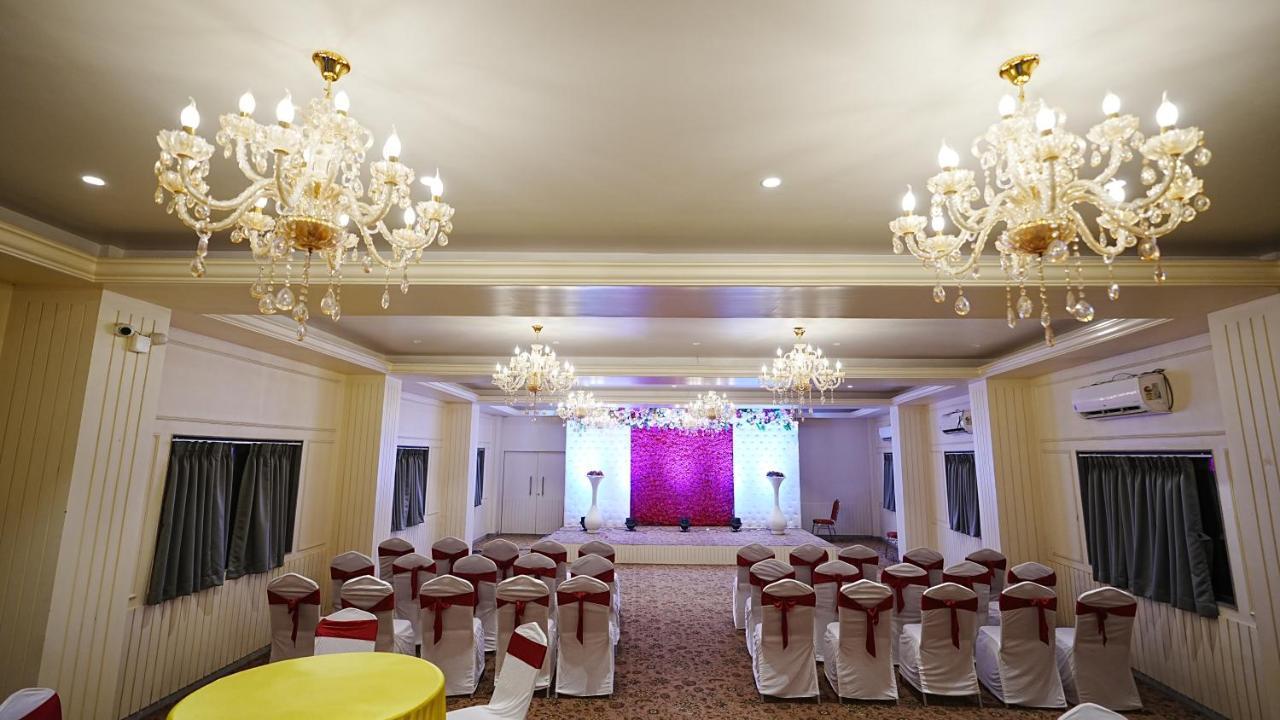 L P Regency, Pune Ngoại thất bức ảnh