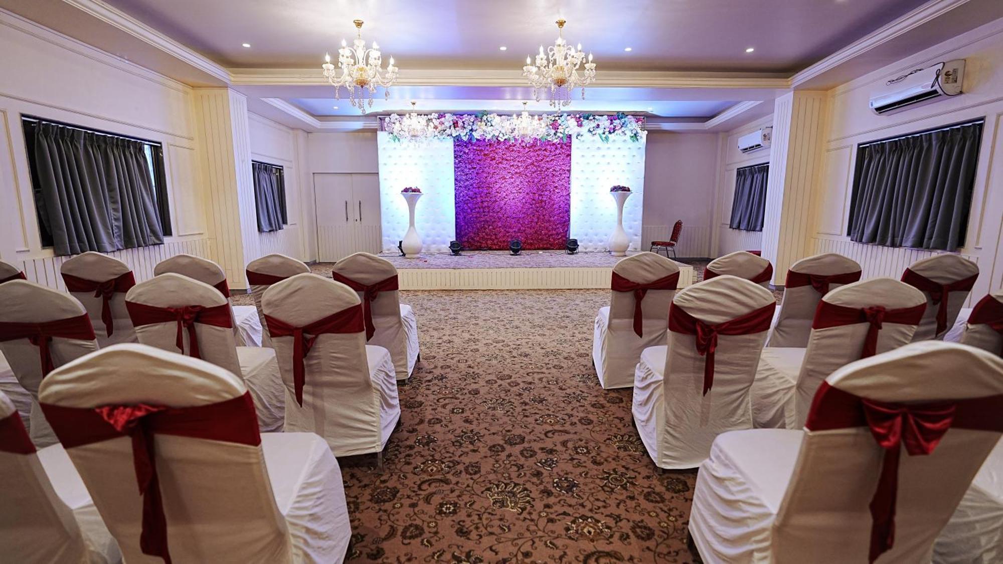 L P Regency, Pune Ngoại thất bức ảnh