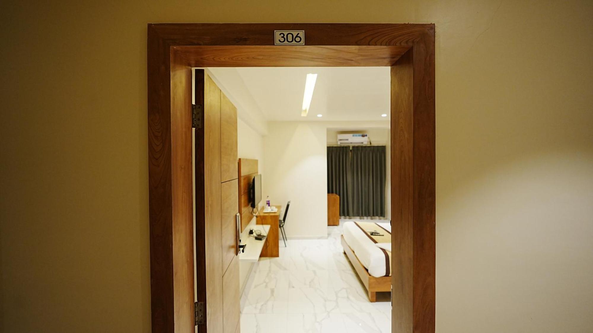 L P Regency, Pune Ngoại thất bức ảnh
