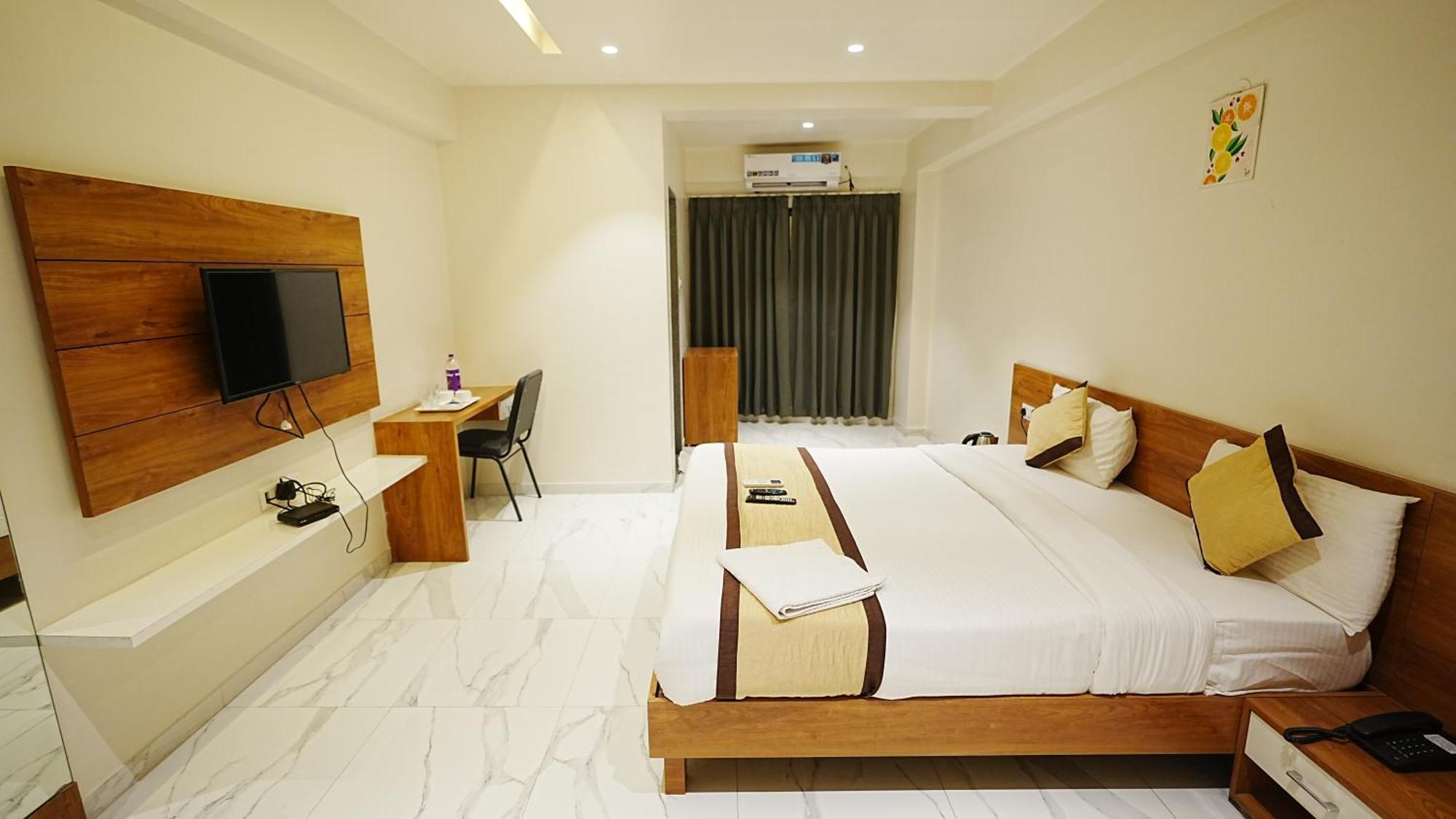 L P Regency, Pune Ngoại thất bức ảnh