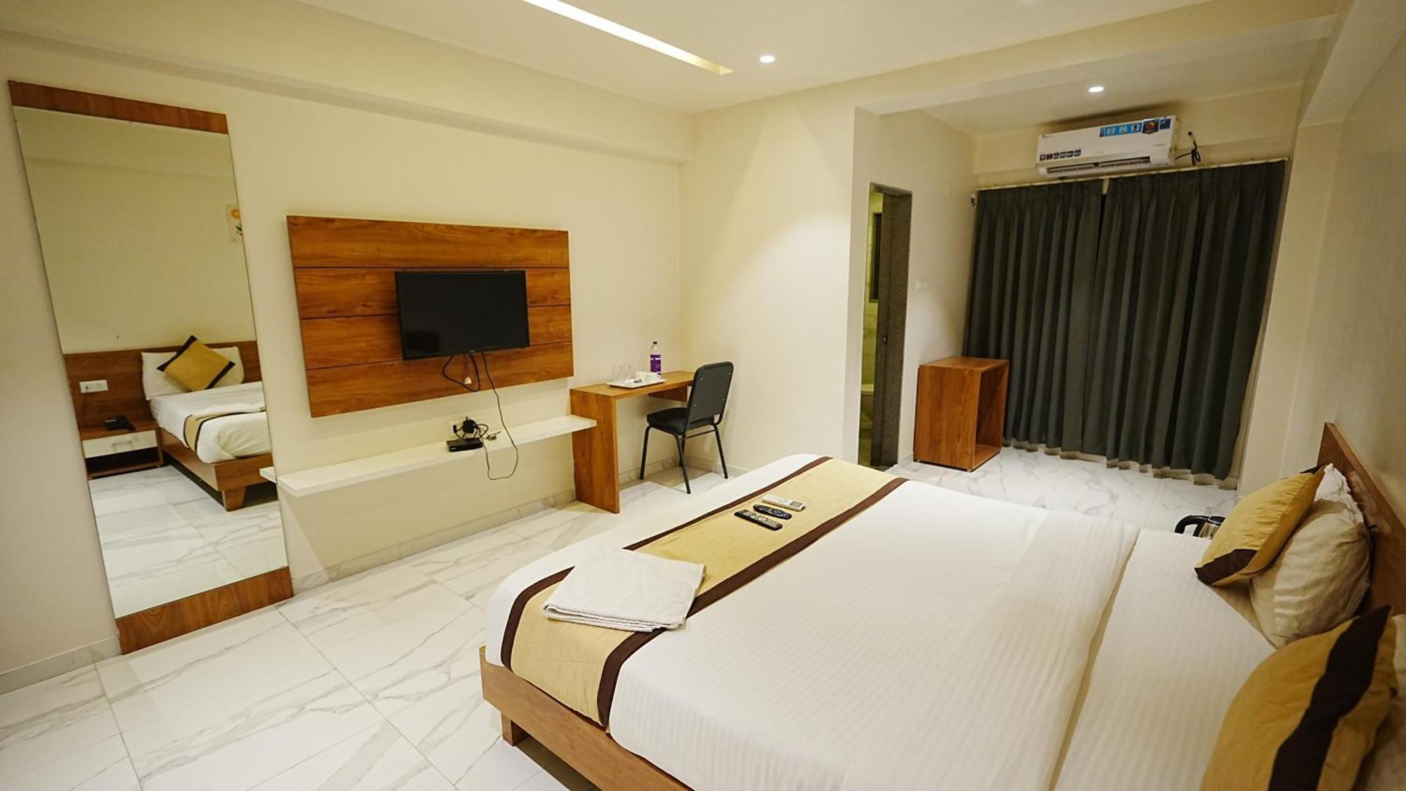 L P Regency, Pune Ngoại thất bức ảnh